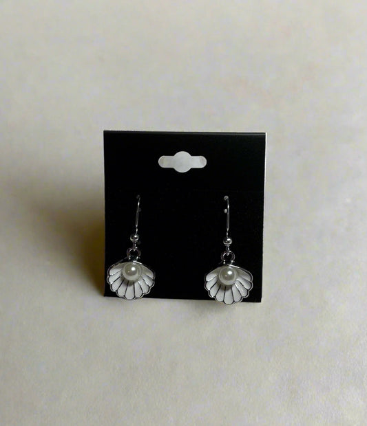 Seashell Charm Earring